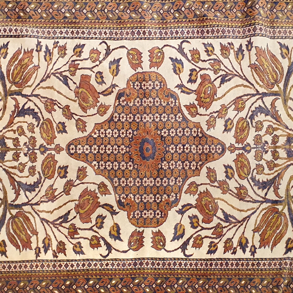 Persian rug, 167x133cm. (Bentley col.)